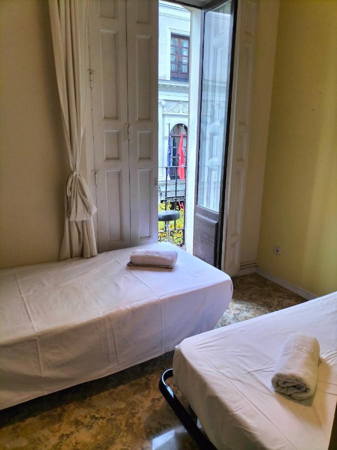 Santo Domingo Rooms Madrid Exterior photo
