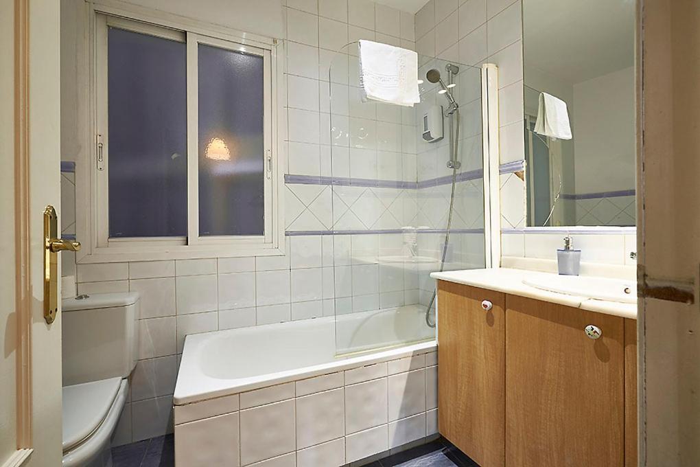 Santo Domingo Rooms Madrid Exterior photo